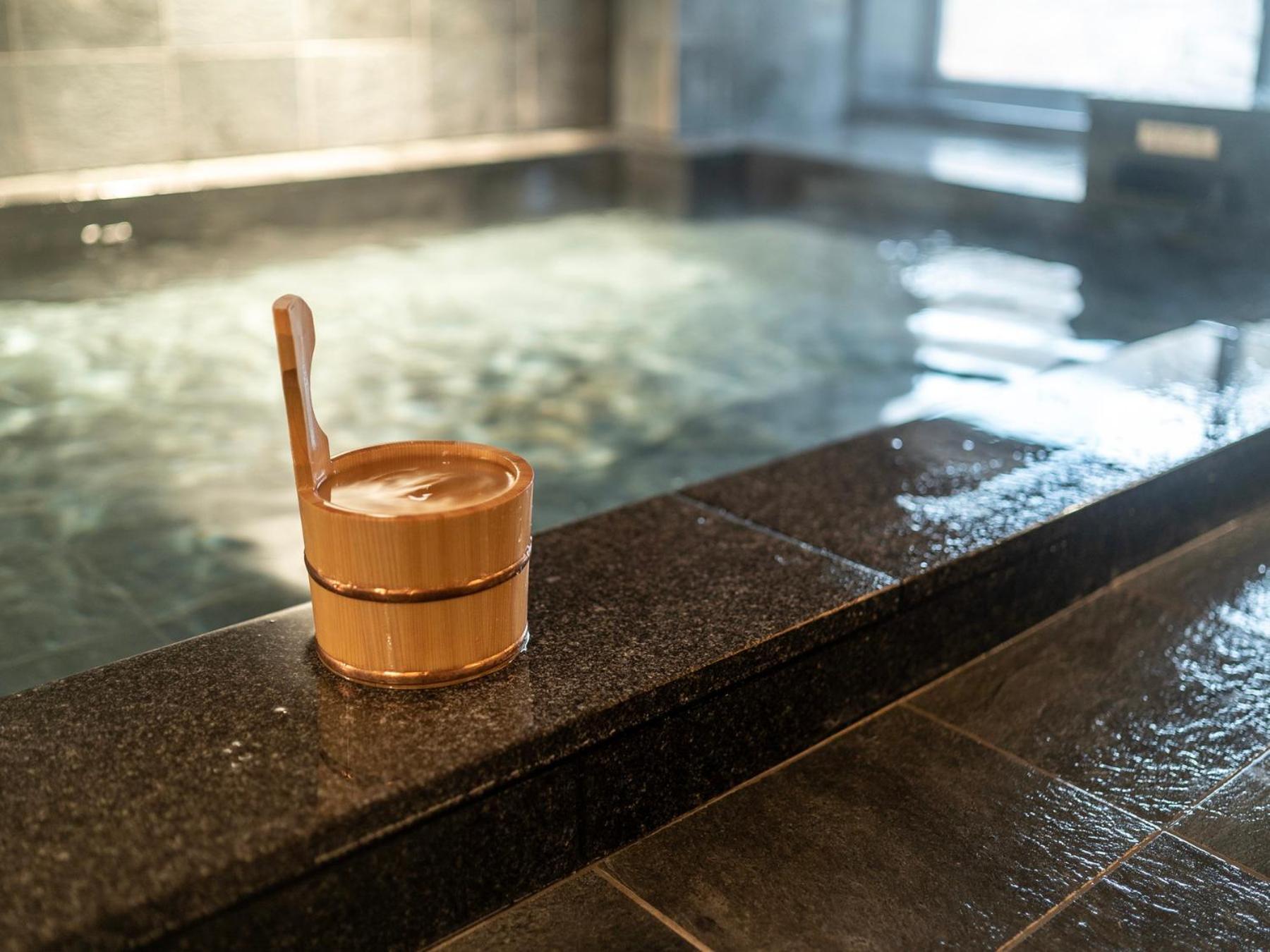 Super Hotel Kumamoto Ekimae Natural Hot Springs Ngoại thất bức ảnh
